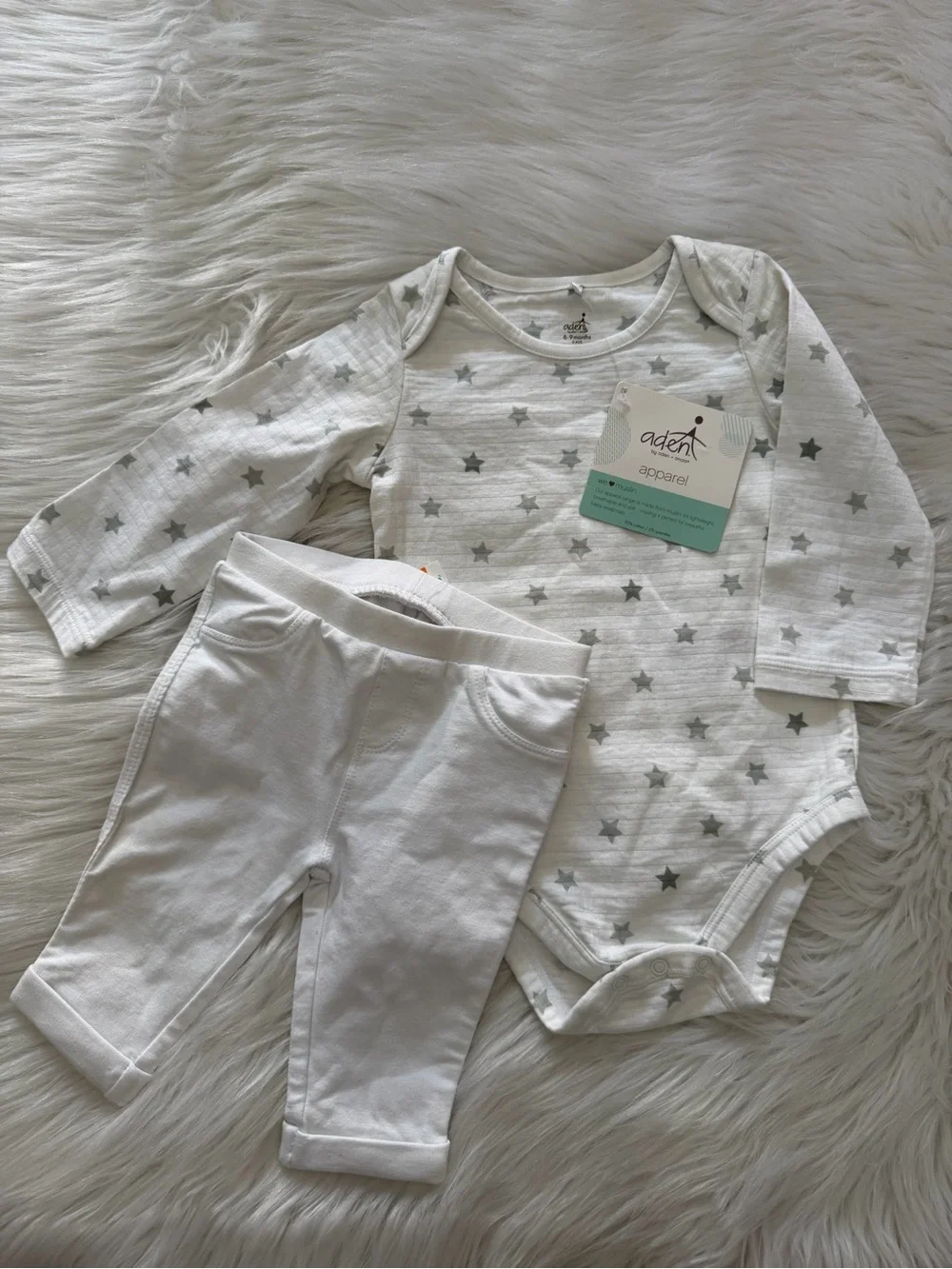 aden + anais White Star Bodysuit & Koala kids white pants Sz 6-9months